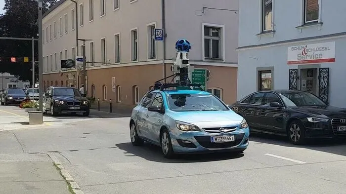 Das "Google Street View Car" in der Judenburger Innenstadt