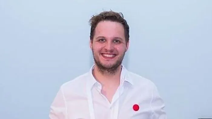 Florian Kubin vernetzt mit Help-Talk die Ehrenatmlichen