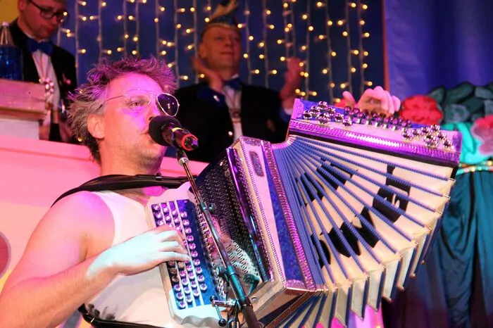 Wie üblich in Leonhard viel Musik, Musik und Musik...