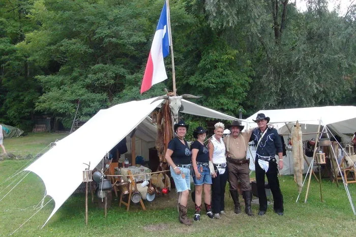 Wild-West-Fans aus Wien, Niederösterreich, Oberösterreich, Burgenland und der Steiermark schlugen in der Canyon Ranch beim traditionellen Westernlager ihre Zelte auf.