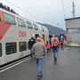 Wegen starken Schneefalls ist am Donnerstag der Betrieb der Autoschleuse Tauernbahn eingestellt worden