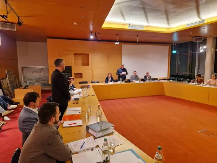 Christopher Suppan wurde am 16. Dezember 2025 im Gemeinderat angelobt