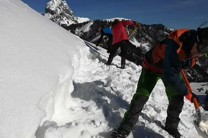 Unterstützt werden die Eisenerzer Bergretter bei der Veranstaltung von den Naturfreunden, dem Alpenverein, der Eisenerzer Waldgenossenschaft und dem Gasthof Pichlerhof.