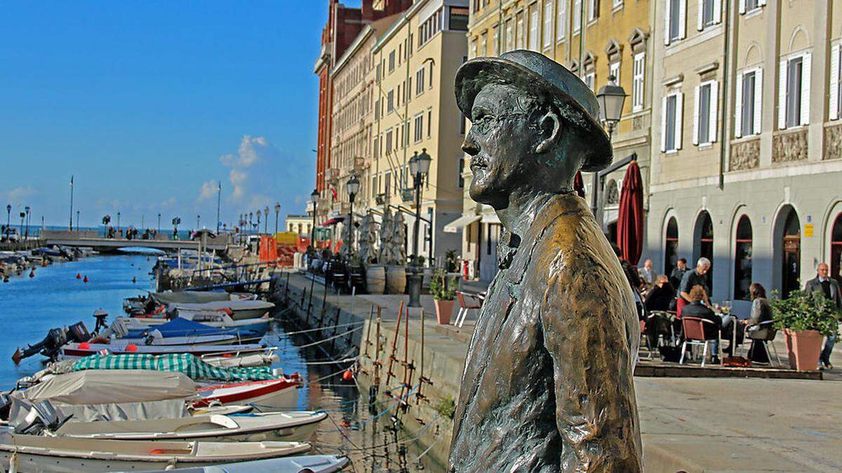 Der Ulysses-Textbrocken von James Joyce, auf dem Foto eine Statue in Triest, beschäftige vier Schauspieler bei den Salzburger Festspielen