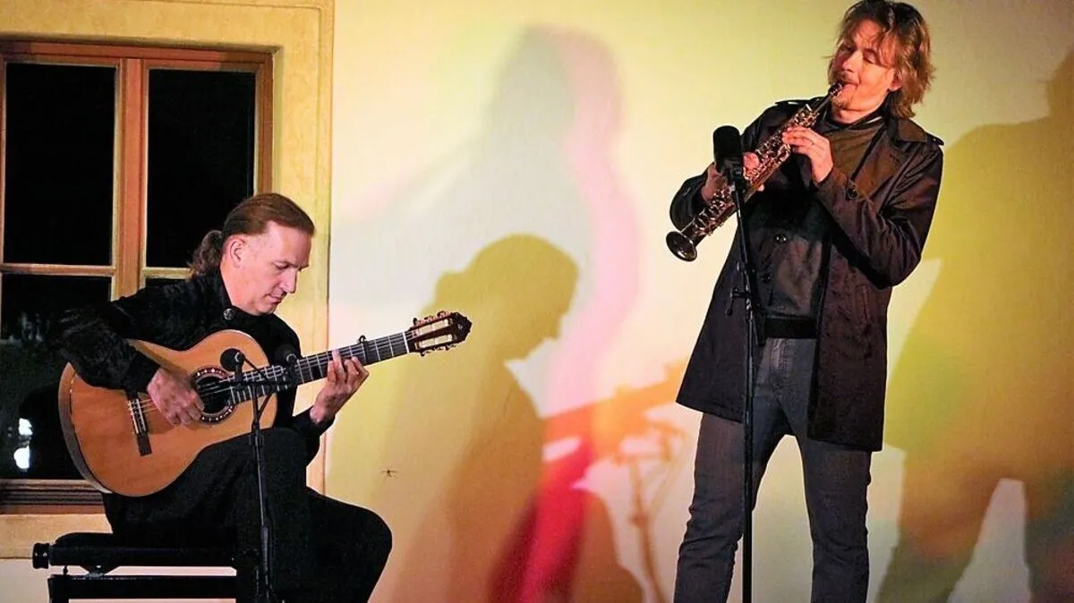 Als besondere Überraschung spielte Marco Tamayo ein Duett mit Georg Gratzer