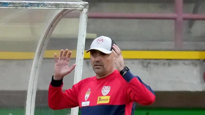 KSV-Trainer Vladimir Petrovic beklagt einige Ausfälle