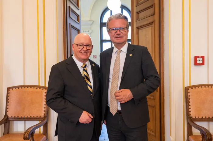 Stefan Karner mit Landeshauptmann Christopher Drexler