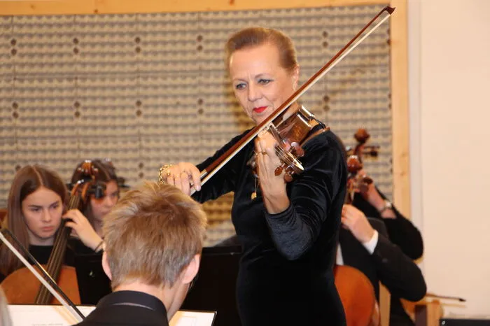 Inge Jacobsen, Leiterin der Bambini und Teenie Streicher