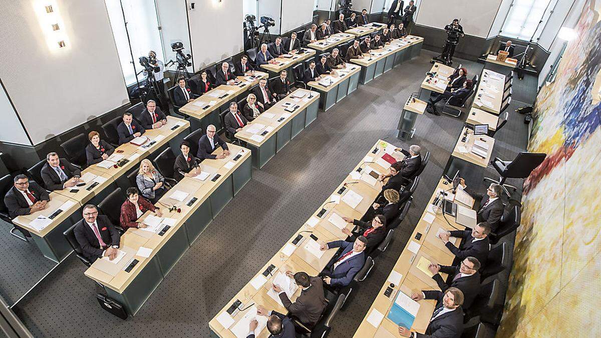 Landtag hob Einstimmigkeitsprinzip in der Landesregierung auf