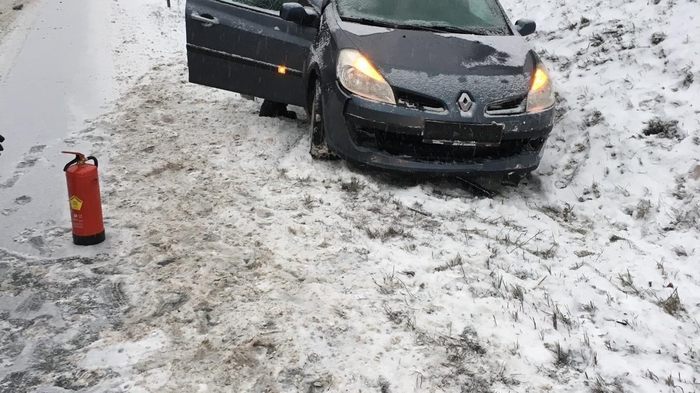 In den Kremser Reihen in Fahrtrichtung Graz geriet Mittwoch am Morgen ein Pkw ins Schleudern.