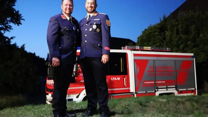 Die Kommandanten Martin Weiss und seinem Stellvertreter Raffael Kalt freuten sich über das erfolgreiche Feuerwehrfest!
