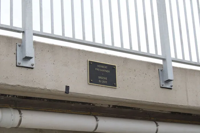 Die Südspangen-Brücke wurde auf "Herbert Pregartner-Brücke" getauft.