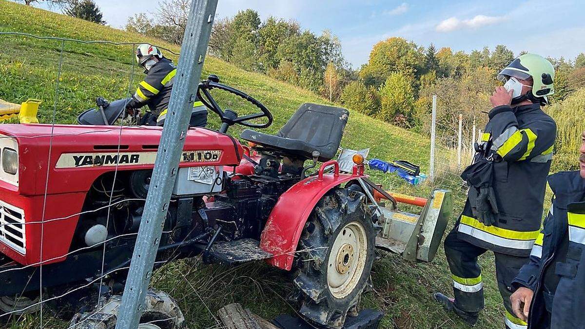 Die Feuerwehr Eibiswald barg den Traktor 