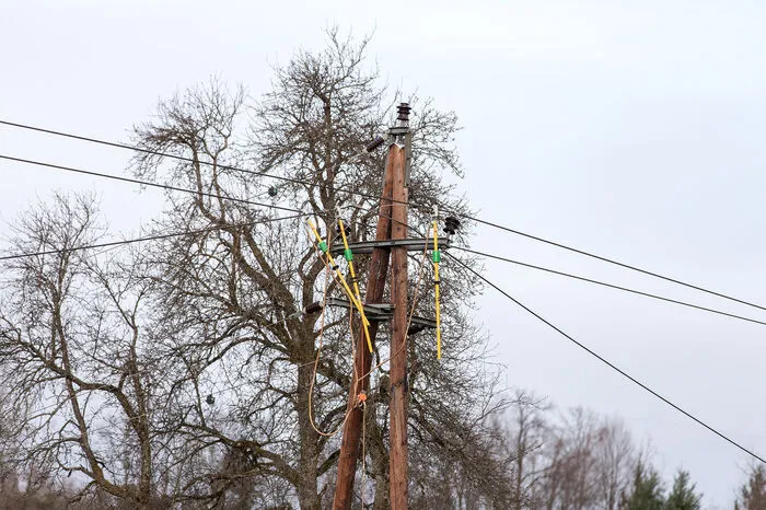 Anfangs waren 10.000 Haushalte ohne Strom, Dienstagabend waren es noch immer 1500.