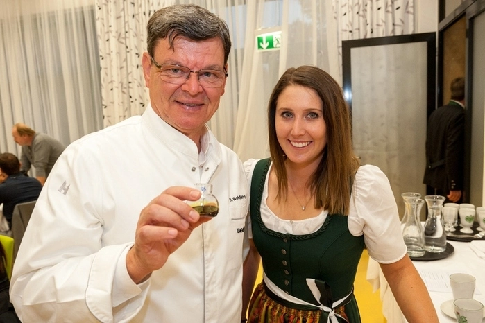 Star-Juror Wohlfahrt mit ÖSV-Star Conny Hütter