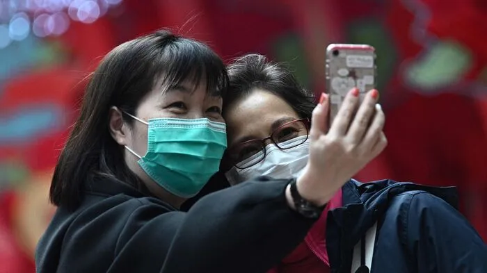 Die Zahl der nachgewiesenen Infektionen und der Toten durch das neuartige Coronavirus ist in China wieder schneller gestiegen als in den Tagen zuvor.