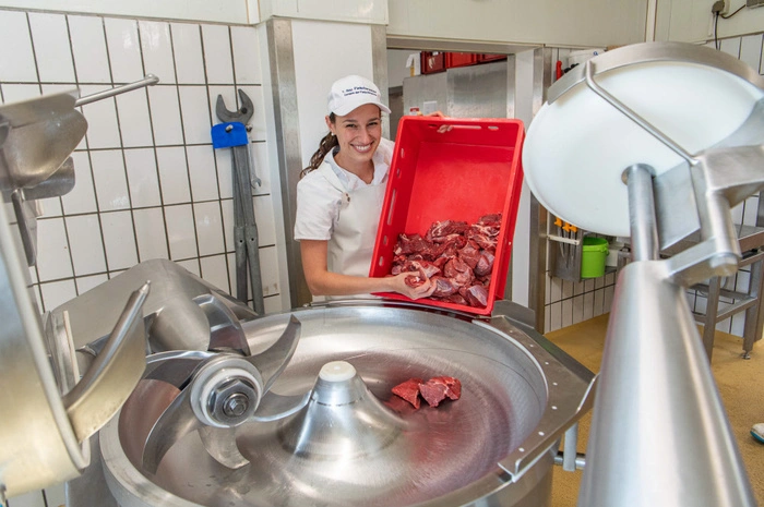 Am liebsten steht Melanie am Kutter