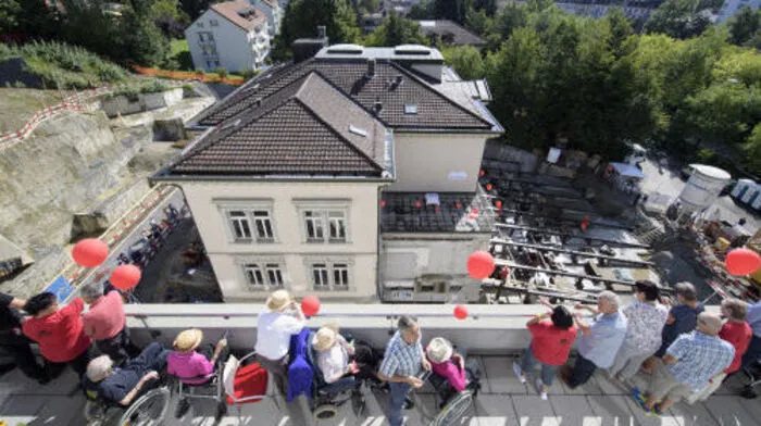 Die Villa wird versetzt