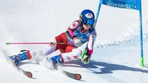 Katharina Truppe tut sich im Riesentorlauf weiter schwer