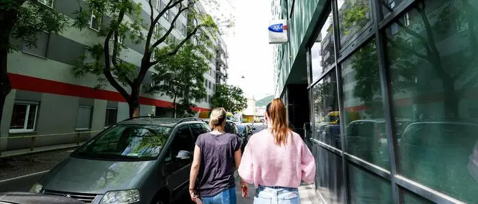 Rund die Hälfte der Anträge auf die Weiterbildungszeit wurden österreichweit bis dato abgelehnt