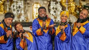 Das Ensemble von ´The Christmas´ Gospel