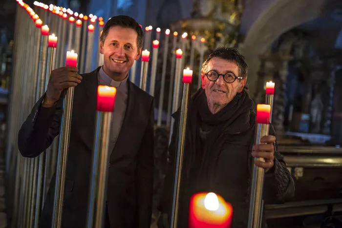 Wer mehr erfahren will: Es gibt auch zwei Künstlergespräche, und zwar am 18. Feb. und 11. März, 16.30 Uhr, Dom zu Klagenfurt.