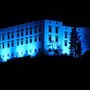 Das Schloss Murau erstrahlt anlässlich des Jubliäums in blau