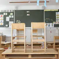 Ginge es nach Emmerling und Fellner, würden Österreichs Kinder künftig zwei Wochen früher in die Sommerferien geschickt werden