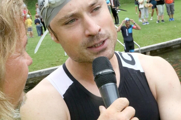 Beim Triathlon gesichtet wurden unter anderen die Spitzensportler Gabi Obmann, Christoph Lorber, Marlies Penker, Norbert Domnik, Walter Copi sowie Snowboard-Ass Alexander Payer (Foto). 