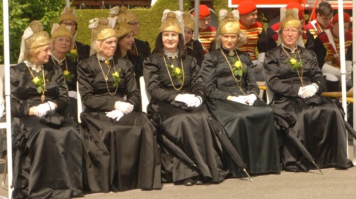 Mit dabei waren auch die St. Veiter Goldhaubenfrauen
