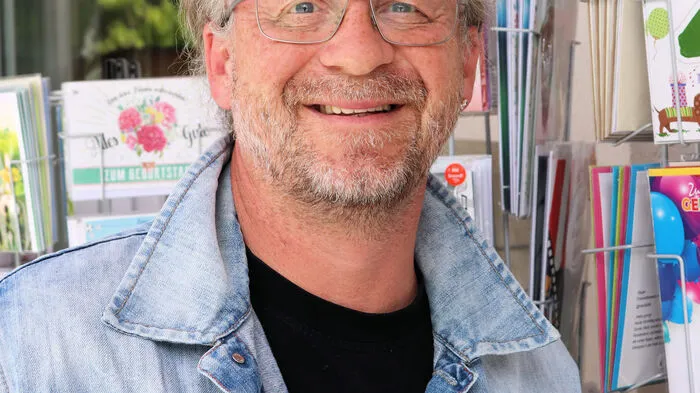 Thomas Krill aus Ligist: "Endlich! Ich kann es kaum erwarten, mit meinen Freunden wieder auf ein entspannendes Getränk zu gehen. Ein gemütliches Treffen bei unseren Gastronomen hat schon etwas. Auch bin ich glücklich, dass mit der sozialen Komponente ein wenig Normalität einkehrt. Ich freue mich riesig!"