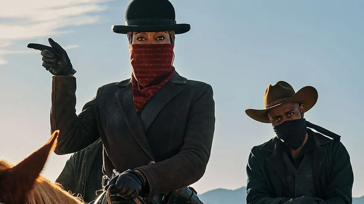 Regina King und Lakeith Stanfield in "The Harder They Fall"