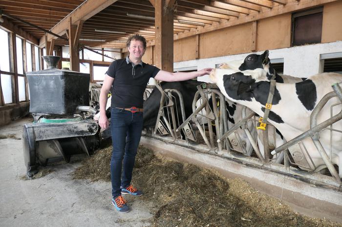 Thomas Totschnig hält dank technischer Unterstützung im Nebenerwerb 37 Milchkühe