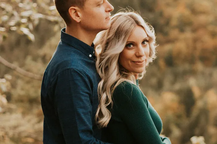 Bianca und Florian wollen sich demnächst auch endlich trauen. Mittlerweile ist es ihr dritter Anlauf für ein Hochzeitsfest.