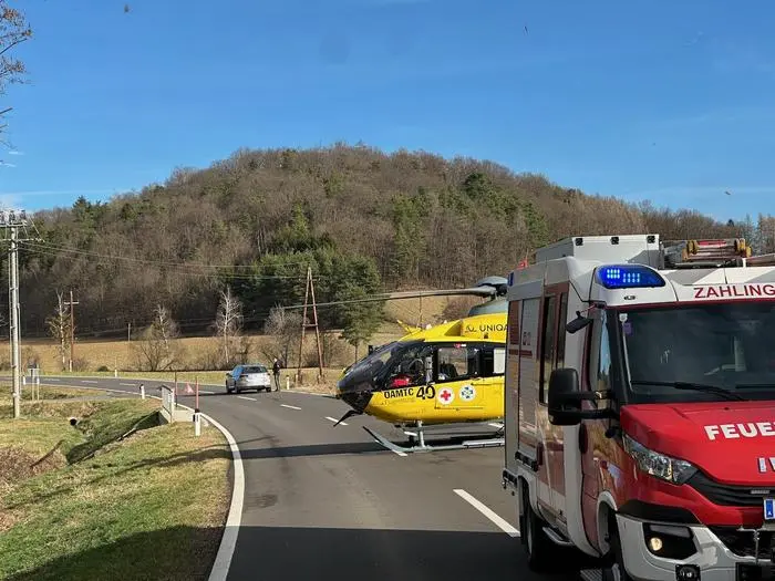 Eine verletzte Person wurde mit dem Rettungshubschrauber nach Graz gebracht