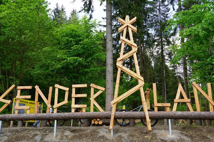 Der Bikepark für Kinder beziehungsweise erwachsene Anfänger wurde entsprechend dem Alter und Fahrkönnen gestaltet.