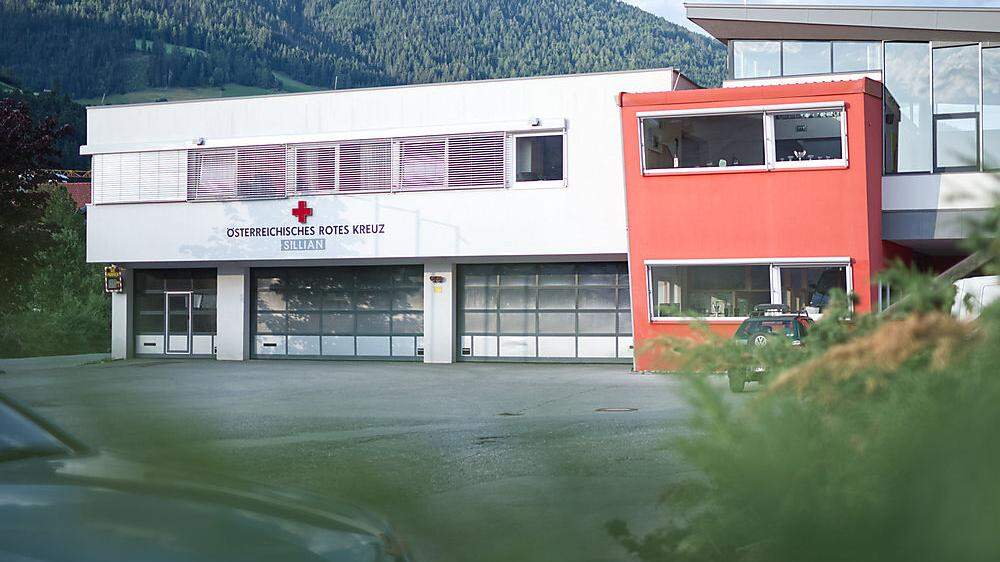 Bleibt weiterhin Mittelpunkt von Debatten: das Rotkreuz-Gebäude in Sillian