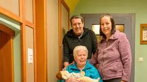 Bild zeigt: Die Schwer Demenzkranke Frau Skringer,Kogelberg leibnitz wird von eienm rumänischem Ehepaar perfekt zu Hause rund um die Uhr betreut ©pixelmaker.at