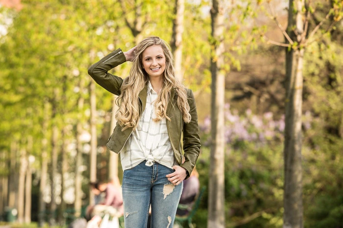 "I bin vui motiviert!", hat sie sich beworben. Warum? "Mich außergewöhnliche Ereignisse, sportlicher und kultureller Natur, faszinieren und weil mein Mitwirken in diesem Team meine Abenteuerlust, Euphorie und Begeisterung für Neues charakterisieren."