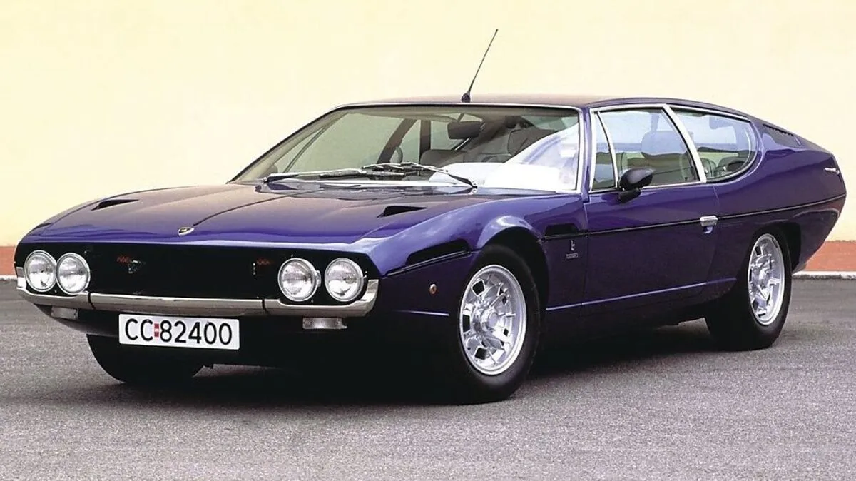 Flach, schnell – und geräumig: der futuristische Lamborghini Espada, ein Sportwagen mit vielen Talenten