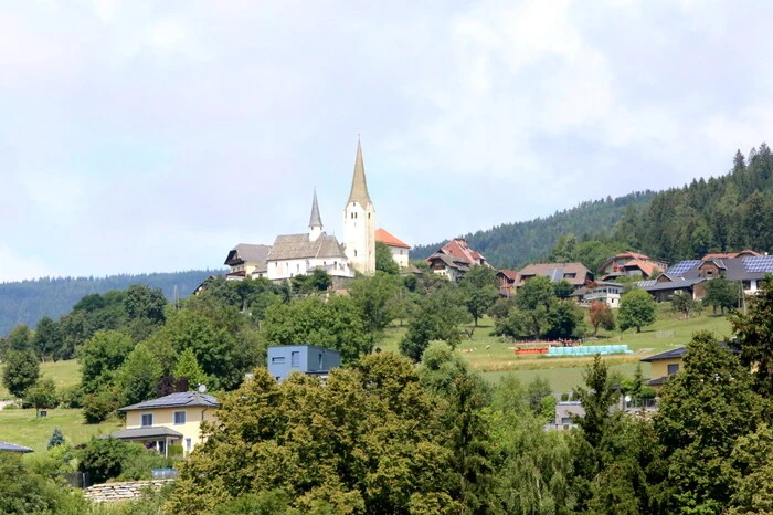 Besonders der „Skywalk“ rund 100 Meter über der Erde kommt bei Jung und Alt bestens an. 
