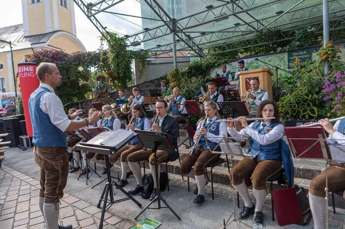 Danach gab es ein Frühschoppen mit dem Musikverein Wenigzell