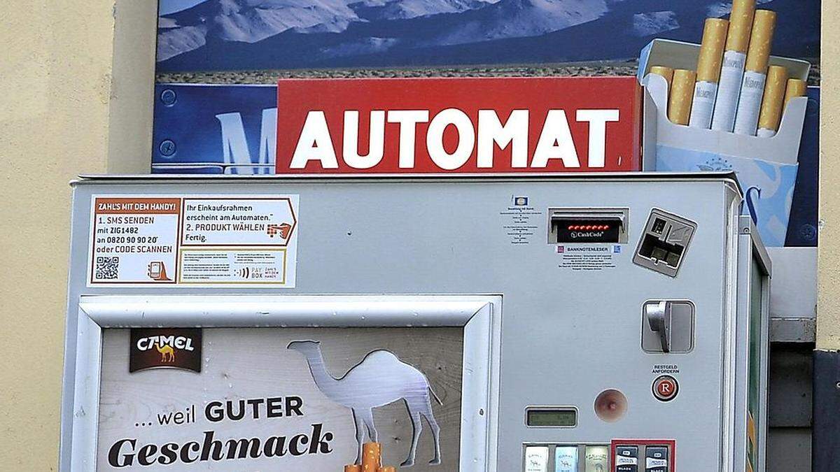 Zigarettenautomat wurde gesprengt (Archivbild)