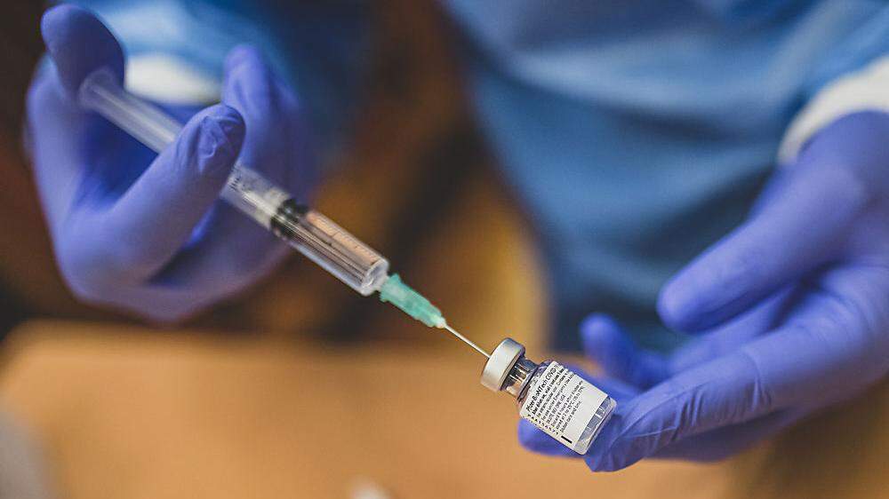 In voraussichtlich zwei Wochen sollen mobile Impfteams ins Mölltal kommen (Symbolfoto)