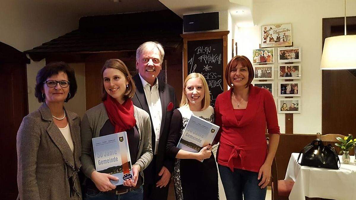 Visotschnig zwischen den beiden „Neuen“ Eva Maria Logar (links) und Regina Wiedl (rechts von ihm)