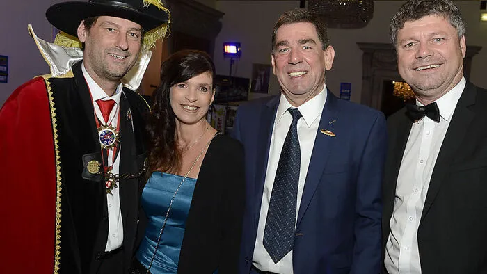 Kanzler Peter Schober, Petronilla Pirih, Unternehmer Harry Nessl und Bürgermeister Gerhard Pirih