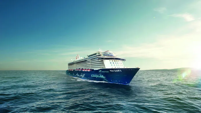 Die "Mein Schiff 5" ist der jünste Kreuzer von TUI Cruises. Die Schiffstaufe erfolgte am 15. Juli 2016 in der Lübecker Bucht vor Travemünde durch Lena Meyer-Landrut, die anschließende Jungfernfahrt begann am 16. Juli 2016 in Kiel.