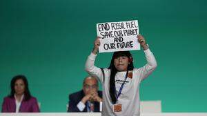 Die indische Aktivistin Licypriya Kangujam (12) stürmte auf der COP das Podium, um für das Aus fossiler Brennstoffe zu demonstrieren