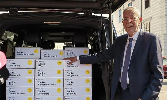 Amtsinhaber Alexander Van der Bellen will fast 25.000 Unterstützungserklärungen gesammelt haben