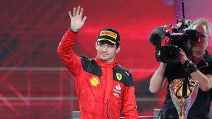 Charles Leclerc bleibt Ferrari treu